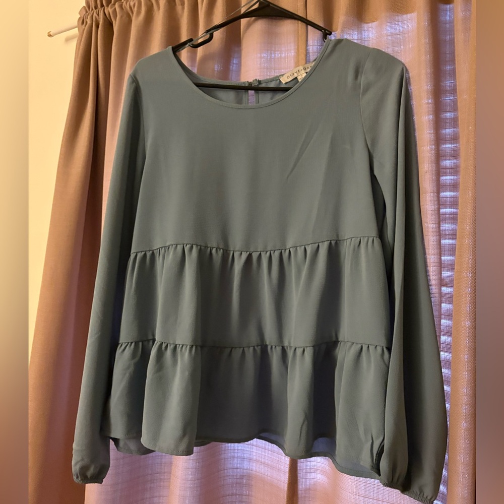Teal Tiered Flowy Blouse